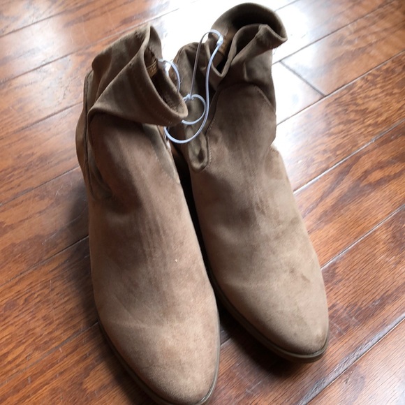 BRAND NEW size 11 Microsuede Western Sock Booties - Picture 2 of 7